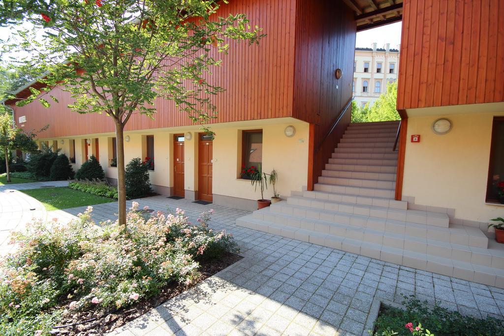 Hotel Adalbert Szent György Ház Esztergom Exterior foto